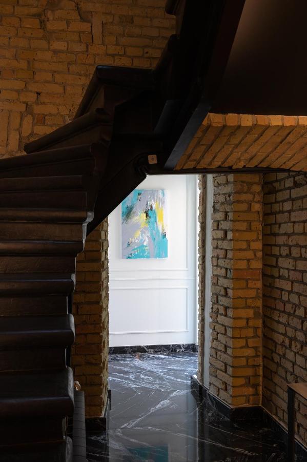 Place No. 2 VNO Buitenkant foto